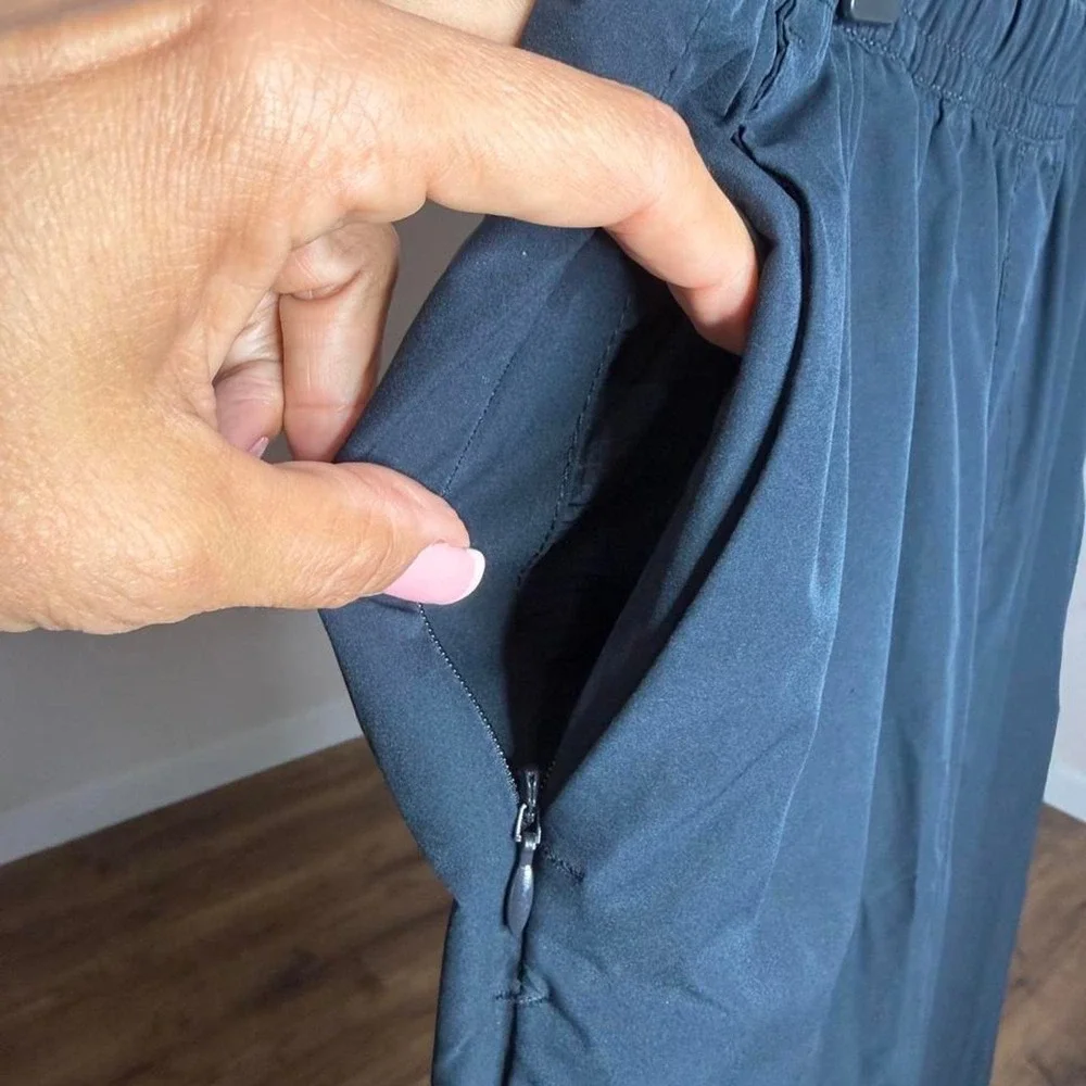 Banana Republic Men's L Performance Jogger Pants Black/Charcoal
